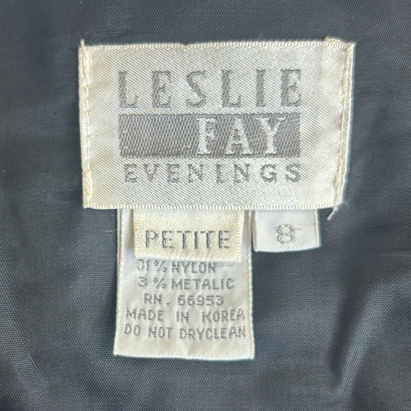 NWT Vintage Leslie Fay Peplum Blouse w/ Black & Purple Burn Out Print. Size 8. - Picture 3 of 9